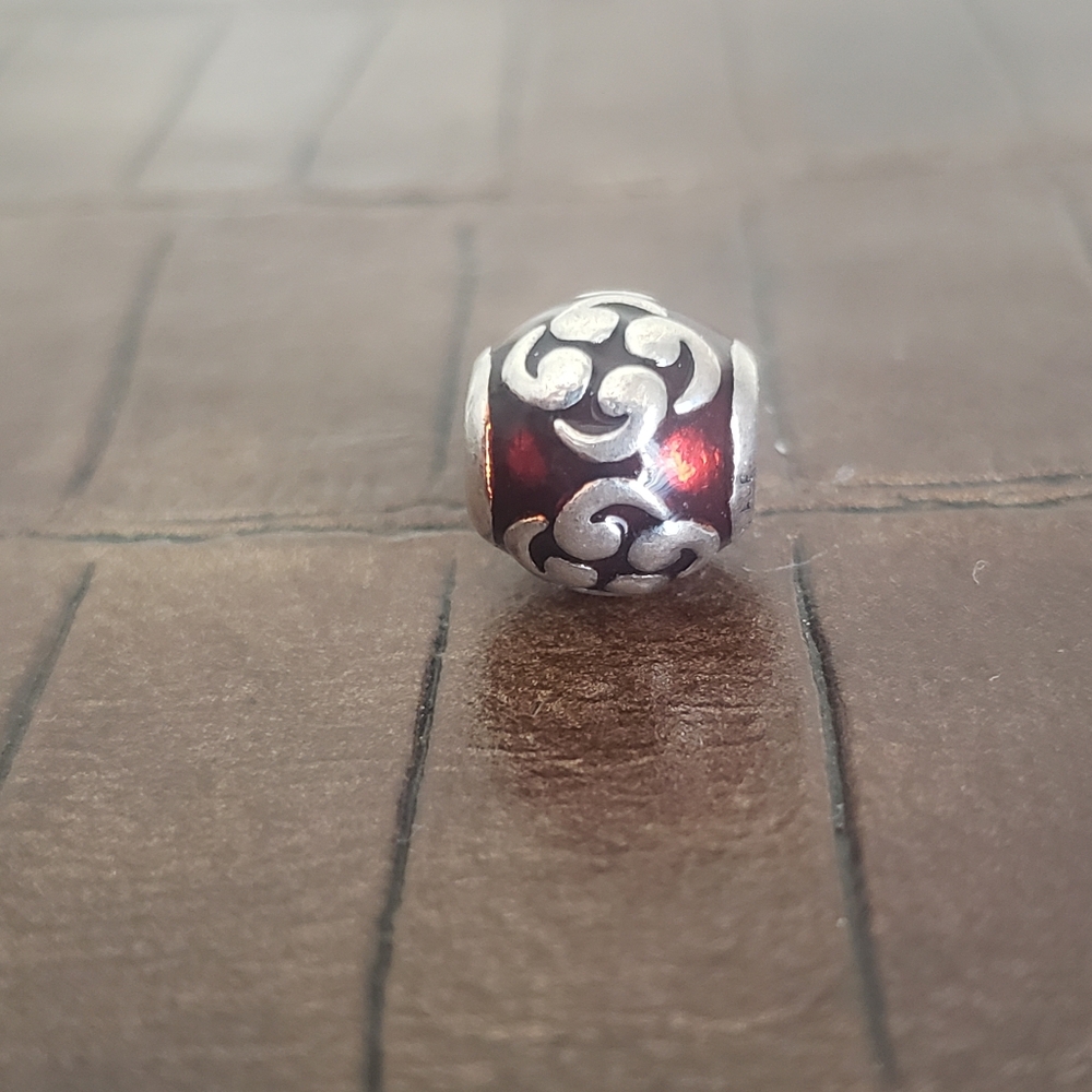 Pandora Zen Charm - Picture 2 of 7